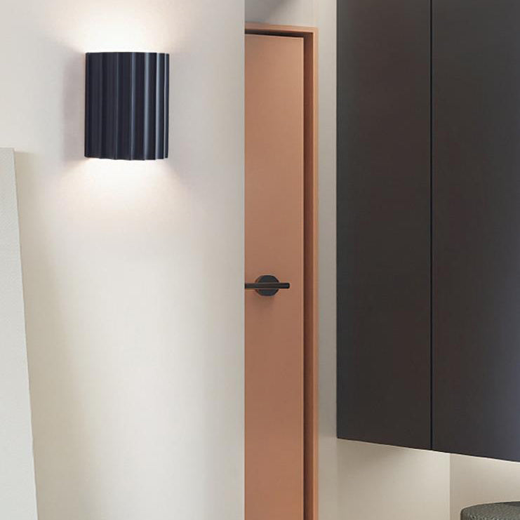 Applique Murale Contemporaine Scandinave En Résine À 2 Lumières En Demi-Colonne Pour Couloir-Lampe Veilleuse